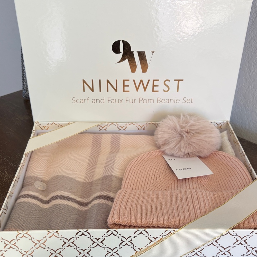 Nine West Pink and Gray Winter Set